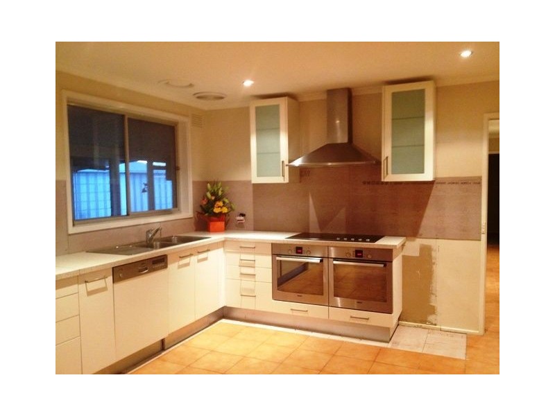 405 Five Mile Road, Pakenham South VIC 3810