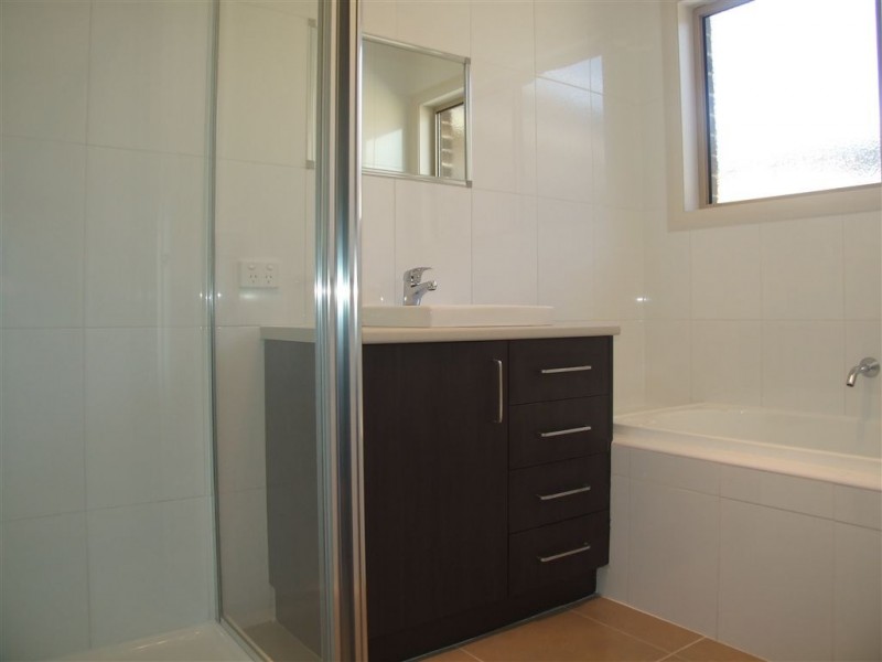 23 Central Avenue, Pakenham VIC 3810