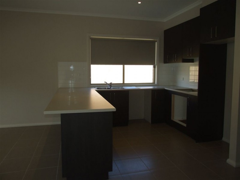 23 Central Avenue, Pakenham VIC 3810