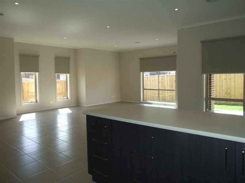 23 Central Avenue, Pakenham VIC 3810