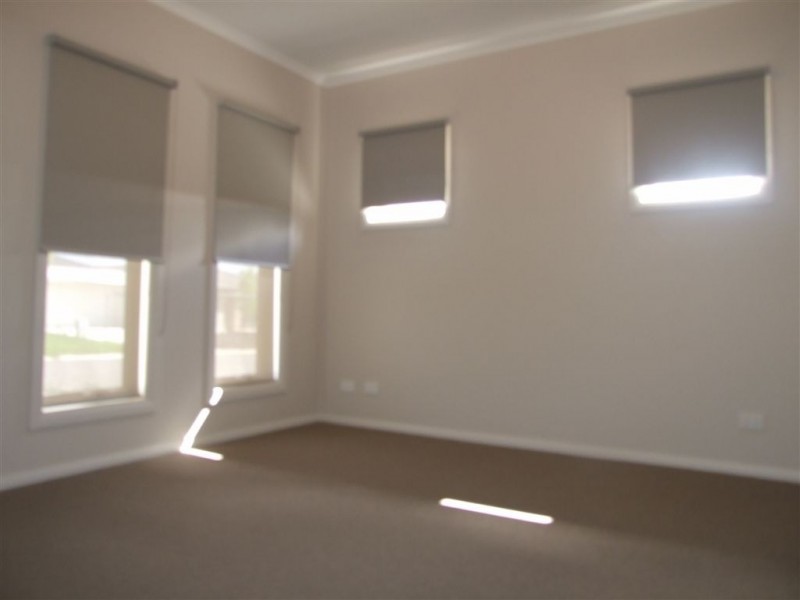 23 Central Avenue, Pakenham VIC 3810