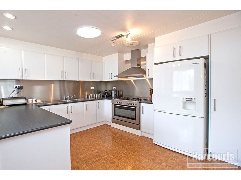 2 Whitstable Street, Lang Lang VIC 3984