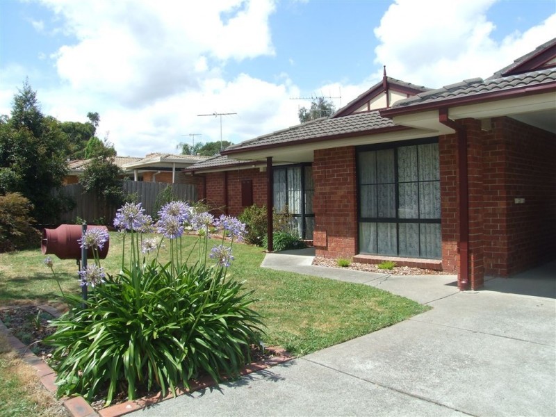 6 Kelly Court, Pakenham VIC 3810