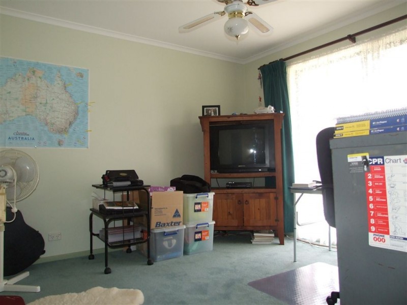 6 Kelly Court, Pakenham VIC 3810