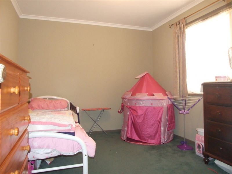 6 Kelly Court, Pakenham VIC 3810