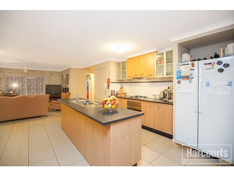 87 Sandalwood Drive, Pakenham VIC 3810