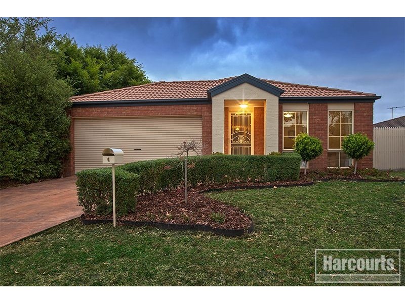 4 Tambo Court, Pakenham VIC 3810