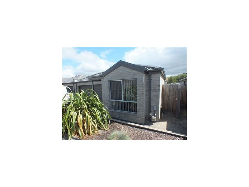 4/21 Diston Court, Pakenham VIC 3810