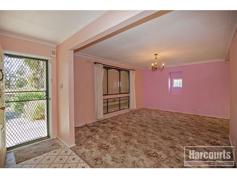 33 Henty Street, Pakenham VIC 3810