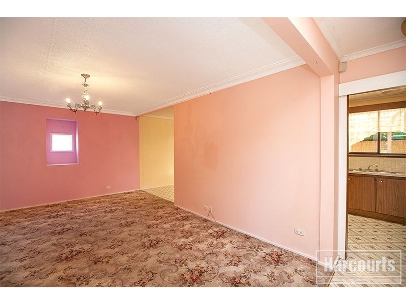 33 Henty Street, Pakenham VIC 3810