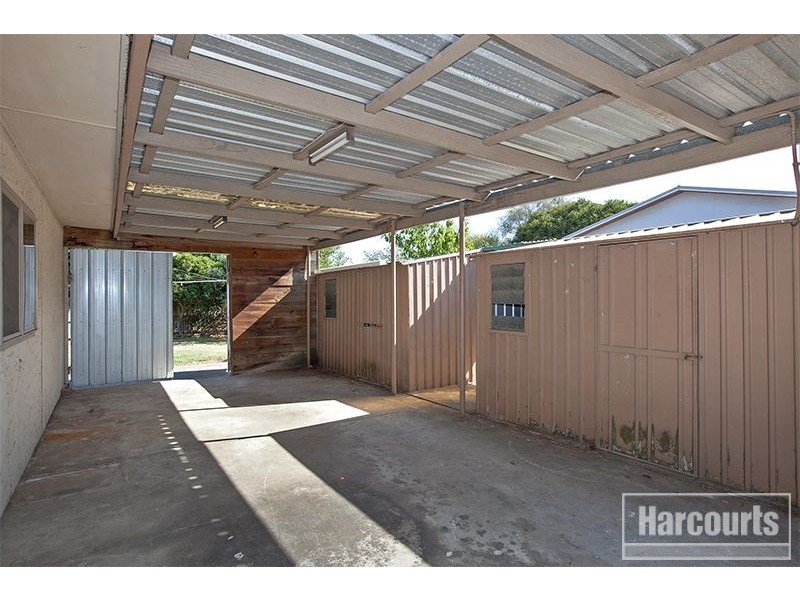 33 Henty Street, Pakenham VIC 3810