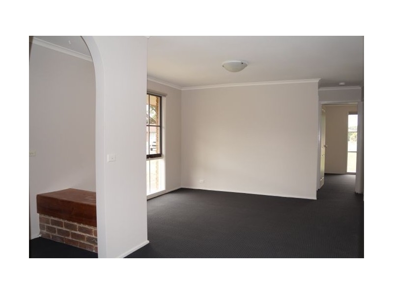 80 Racecourse Road, Pakenham VIC 3810