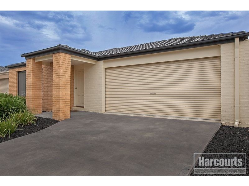 66 Tipperary Circuit, Pakenham VIC 3810