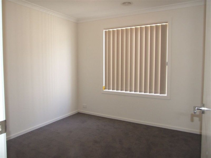 20 Victory Drive, Pakenham VIC 3810