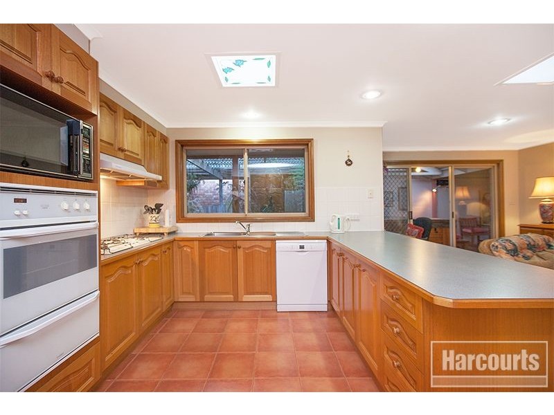 38 Aberdeen Heights, Pakenham VIC 3810