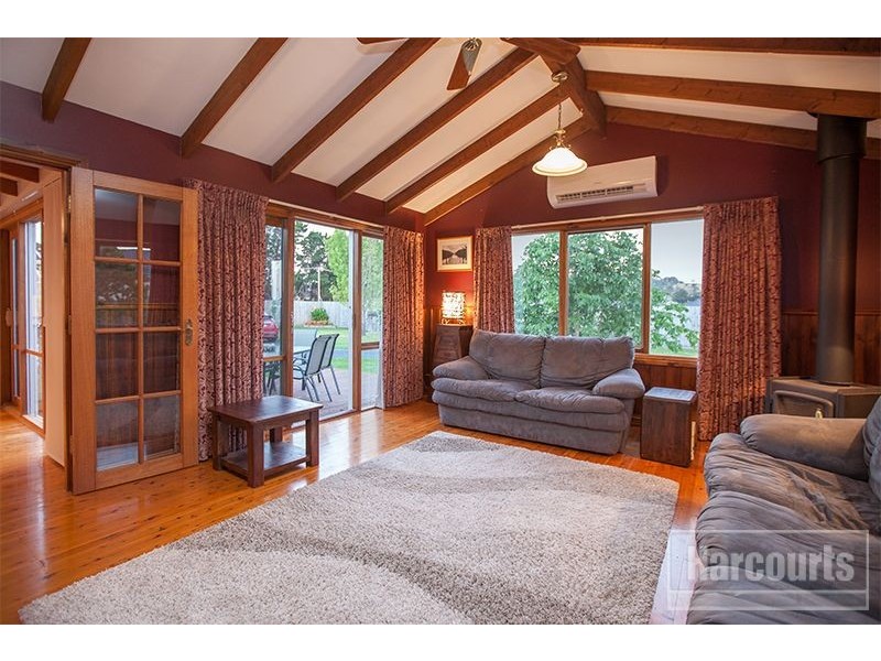 1 Melissa Way, Pakenham VIC 3810
