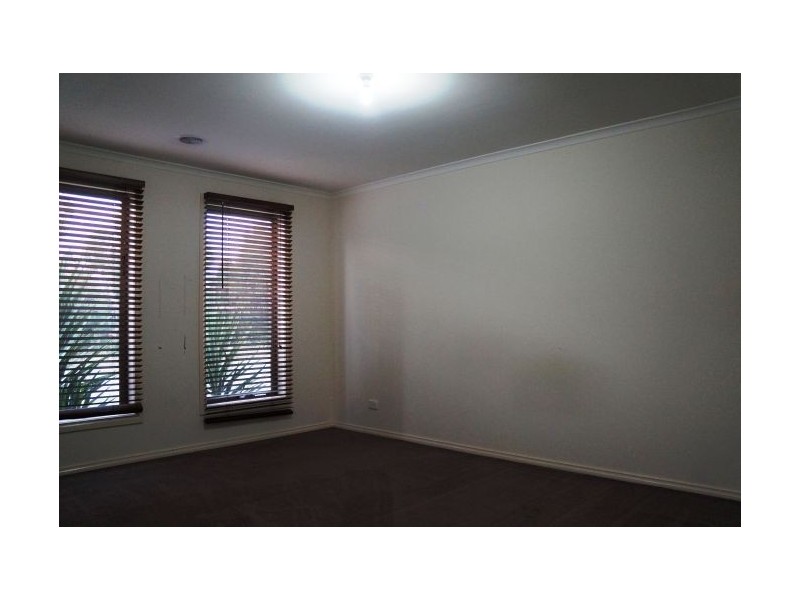 7 Gorham Street, Pakenham VIC 3810