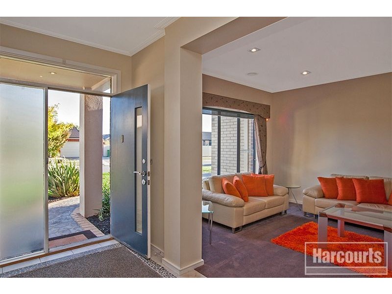 17 Teal Place, Pakenham VIC 3810