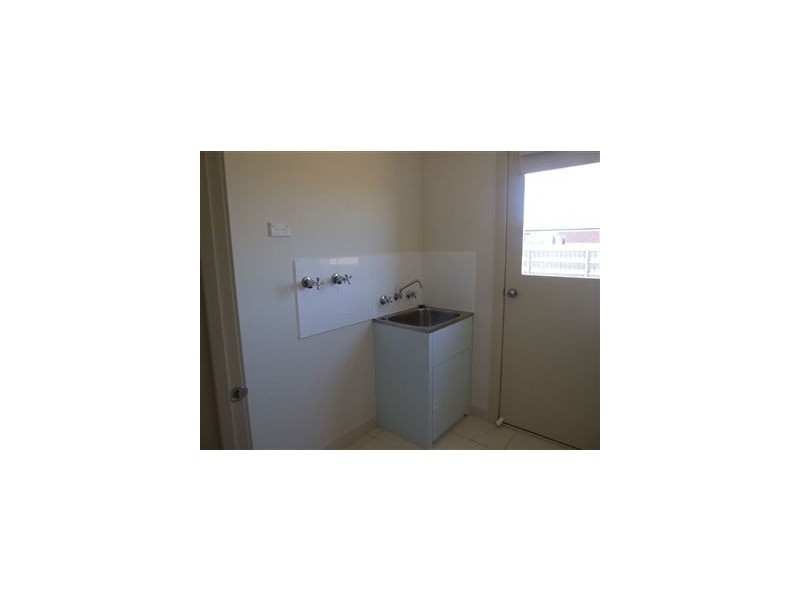 44 Sandalwood Drive, Pakenham VIC 3810