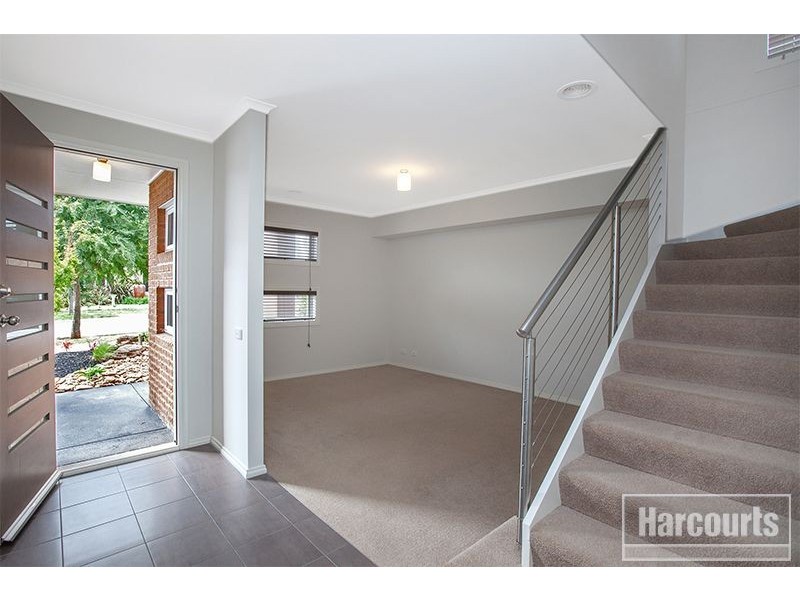 31 Macquarie Circuit, Pakenham VIC 3810