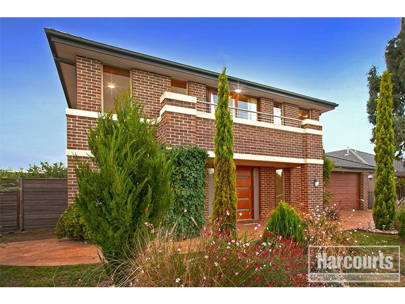 6 Darwin Way, Pakenham VIC 3810