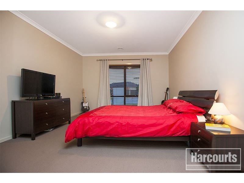 3 Greenway Drive, Pakenham VIC 3810