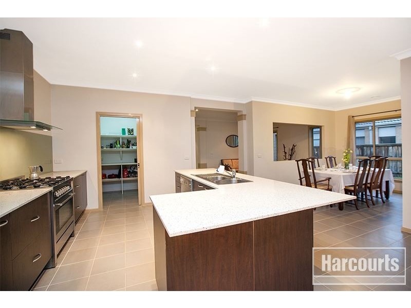 52 Banjo Paterson Drive, Pakenham VIC 3810