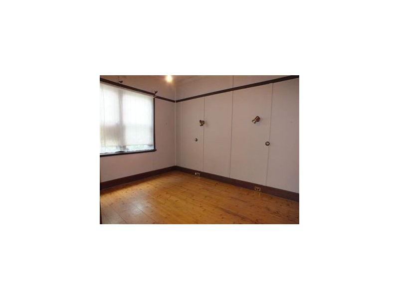 19 Rogers Street, Pakenham VIC 3810