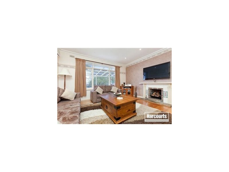 34 Ahern Road, Pakenham VIC 3810