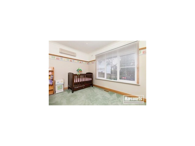 34 Ahern Road, Pakenham VIC 3810