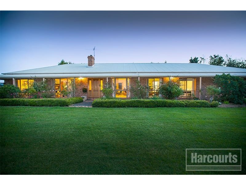 57 Coop Road, Pakenham VIC 3810