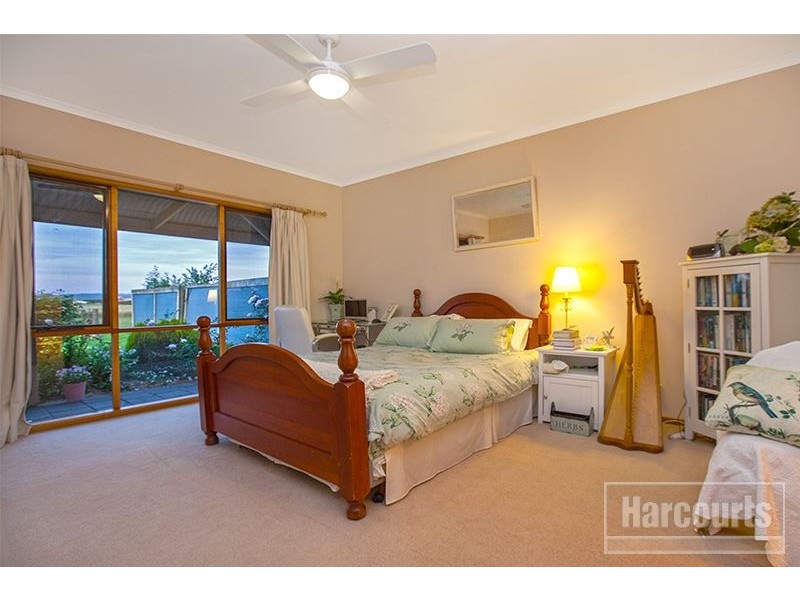 57 Coop Road, Pakenham VIC 3810