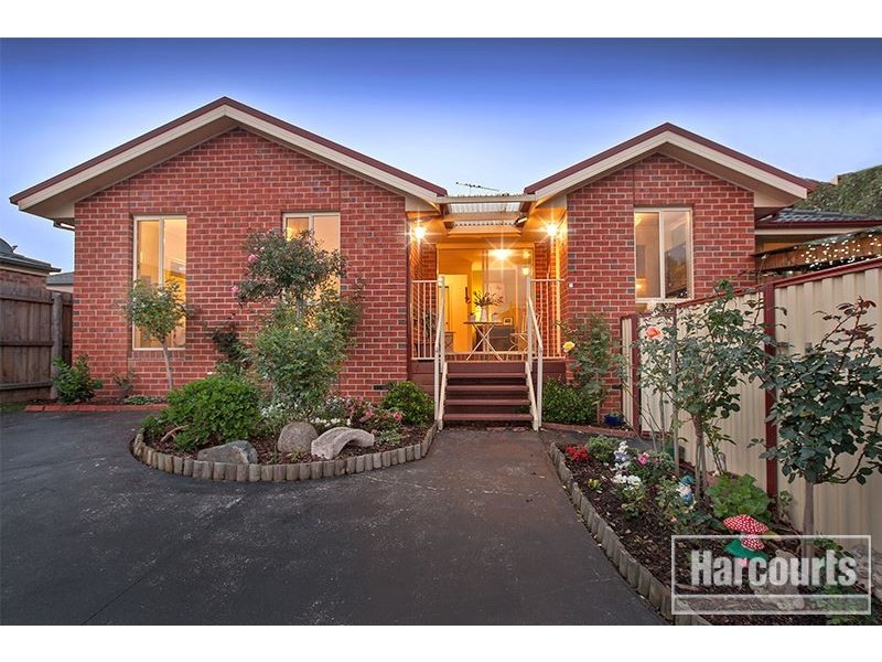 2/39 Tuscany Rise, Pakenham VIC 3810