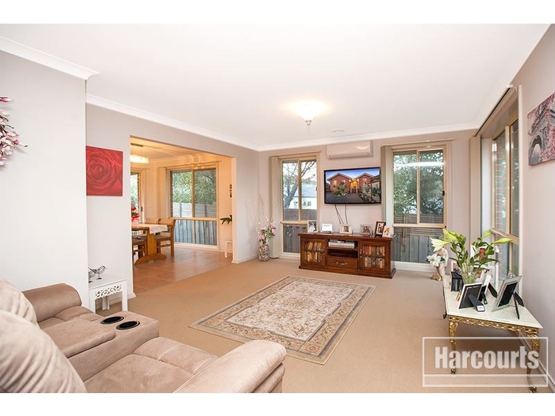 2/39 Tuscany Rise, Pakenham VIC 3810