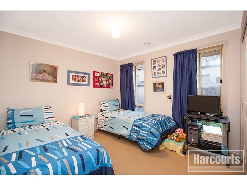 2/39 Tuscany Rise, Pakenham VIC 3810