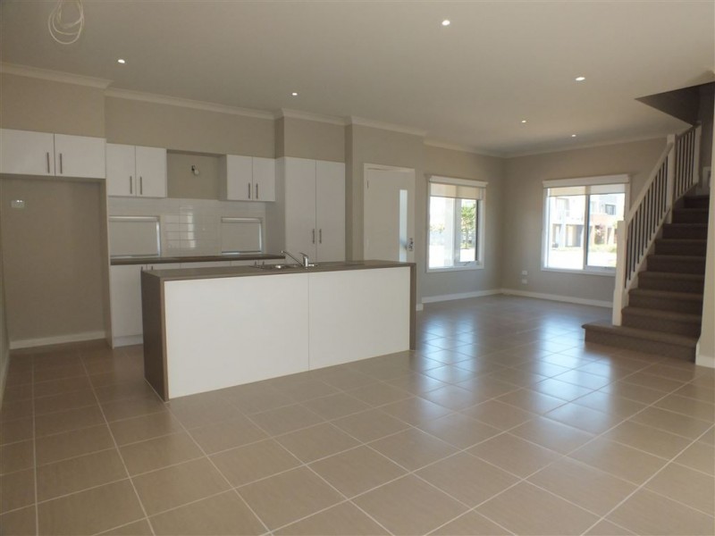 41 Cormorant Parade, Pakenham VIC 3810