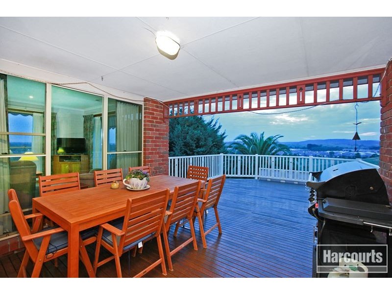 31 Highland Drive, Pakenham VIC 3810