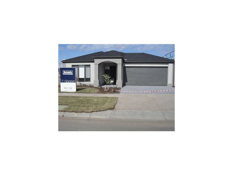 7 Victory Drive, Pakenham VIC 3810