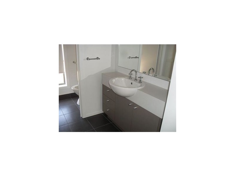 7 Victory Drive, Pakenham VIC 3810