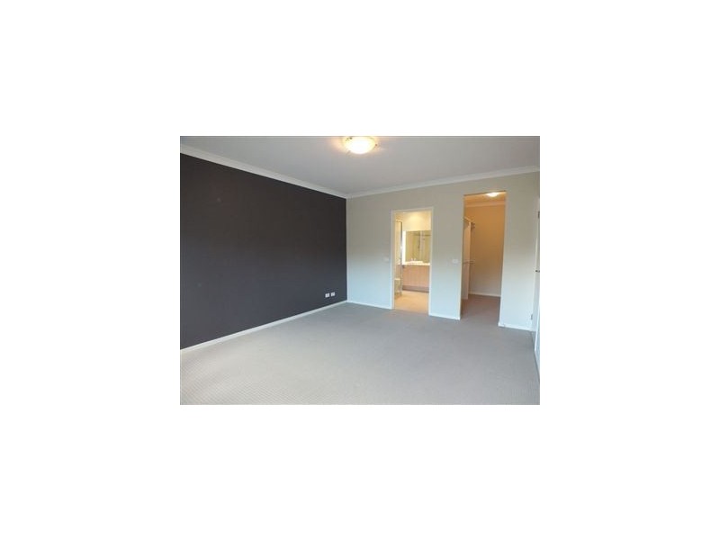 28 Darwin Way, Pakenham VIC 3810