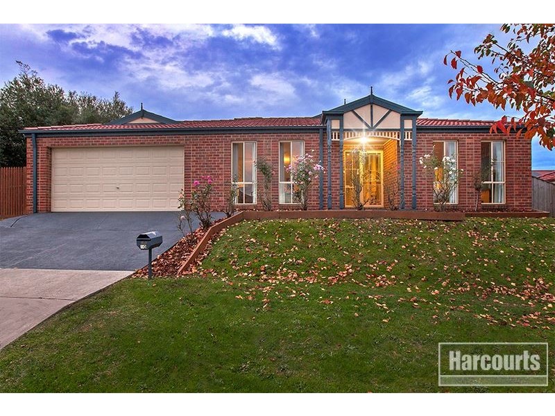 10 Wills Avenue, Pakenham VIC 3810