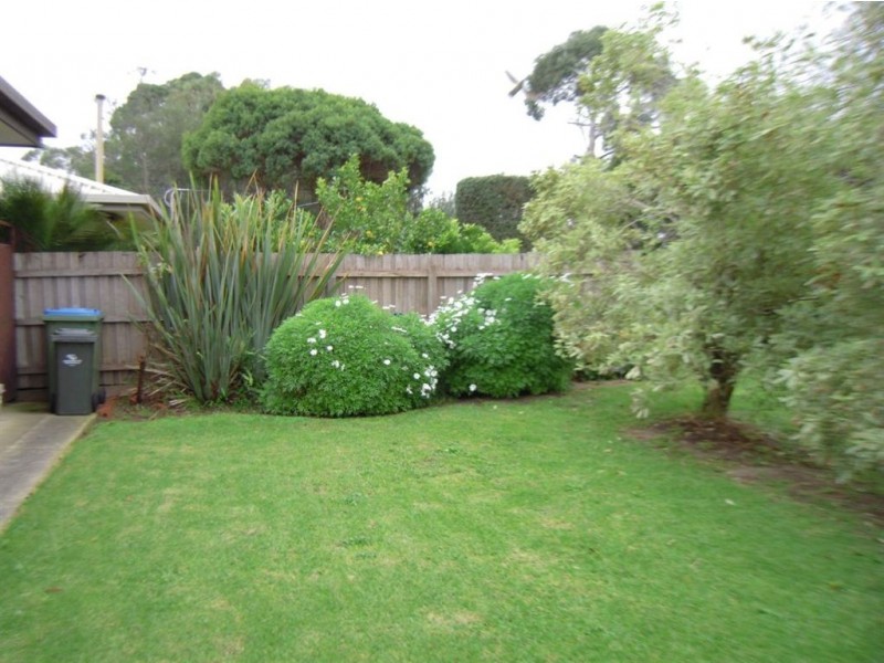 1/68 Potton Ave, Rosebud VIC 3939