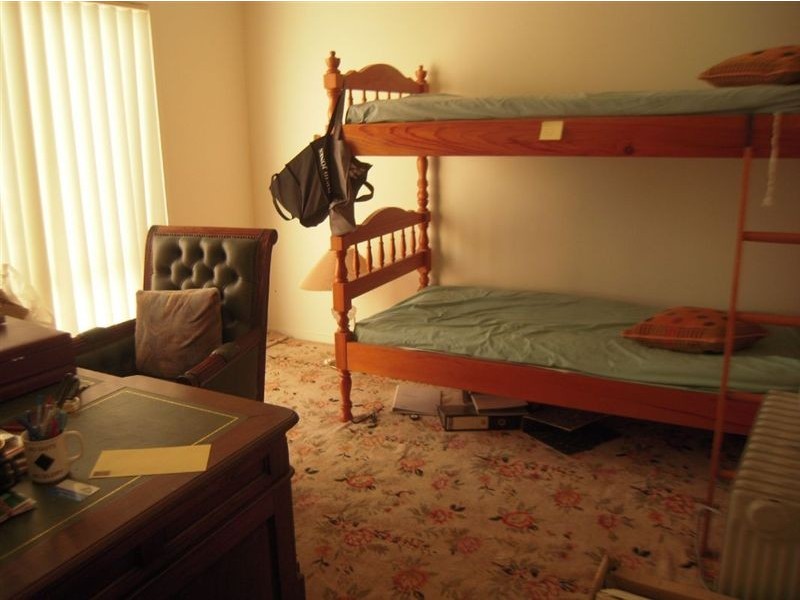 112 Seventh Avenue, Rosebud VIC 3939