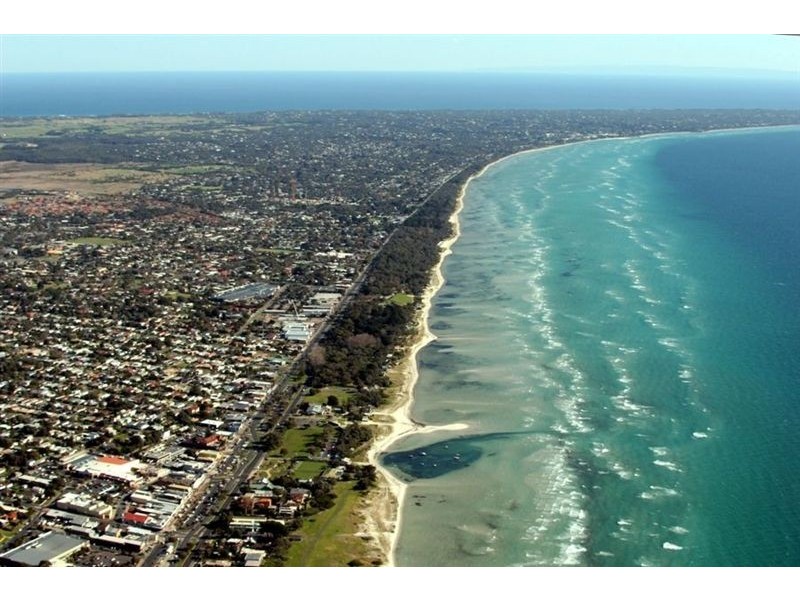 112 Seventh Avenue, Rosebud VIC 3939