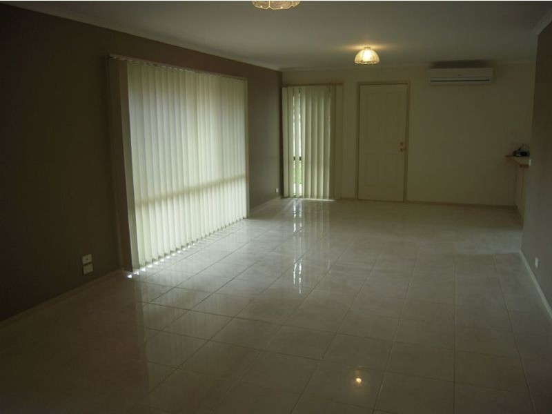 1/26 Whitehead Grove, Rosebud VIC 3939