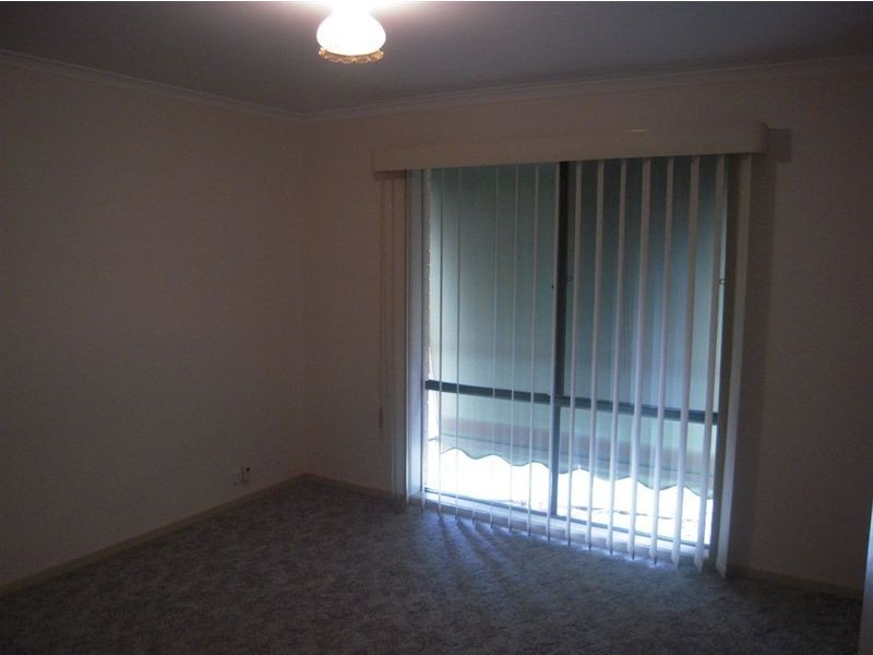 1/26 Whitehead Grove, Rosebud VIC 3939