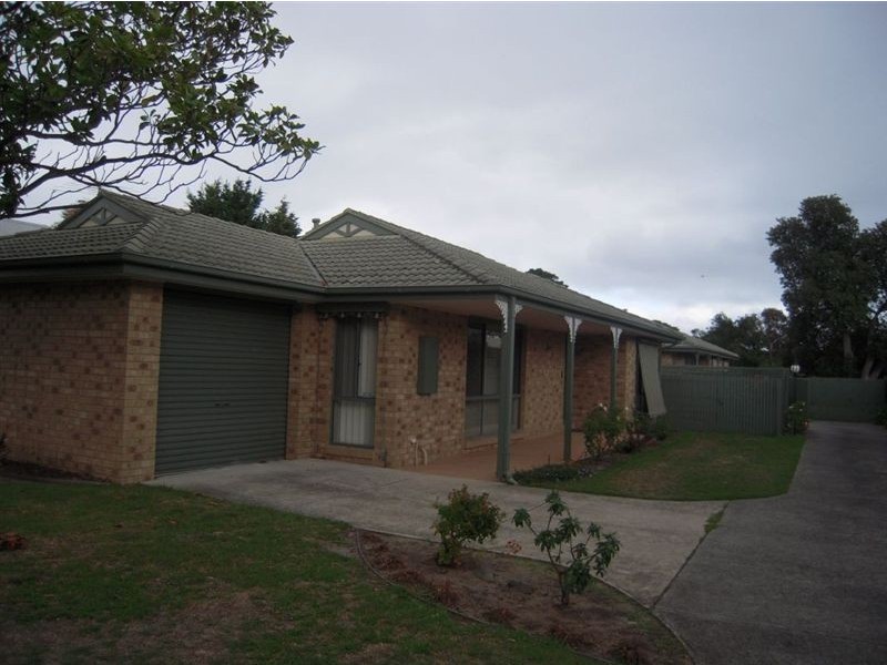 1/26 Whitehead Grove, Rosebud VIC 3939