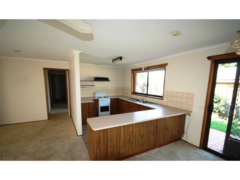 75 Woonton Crescent, Rosebud VIC 3939