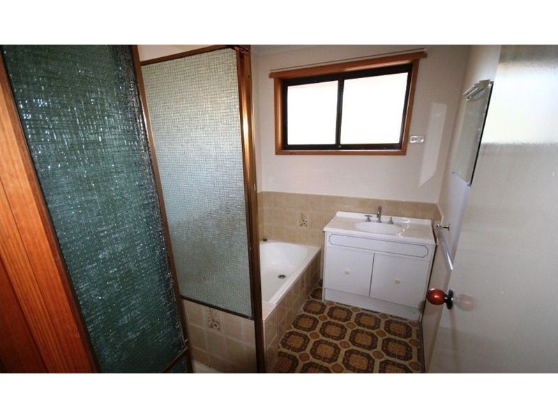 75 Woonton Crescent, Rosebud VIC 3939