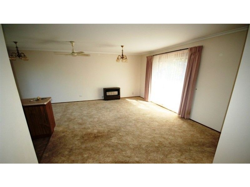 75 Woonton Crescent, Rosebud VIC 3939